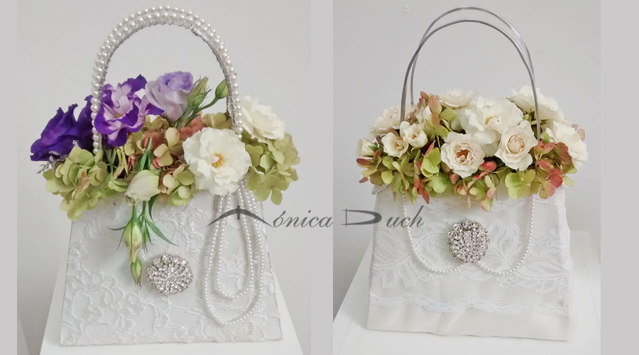 Carteras de encaje con flores naturales 